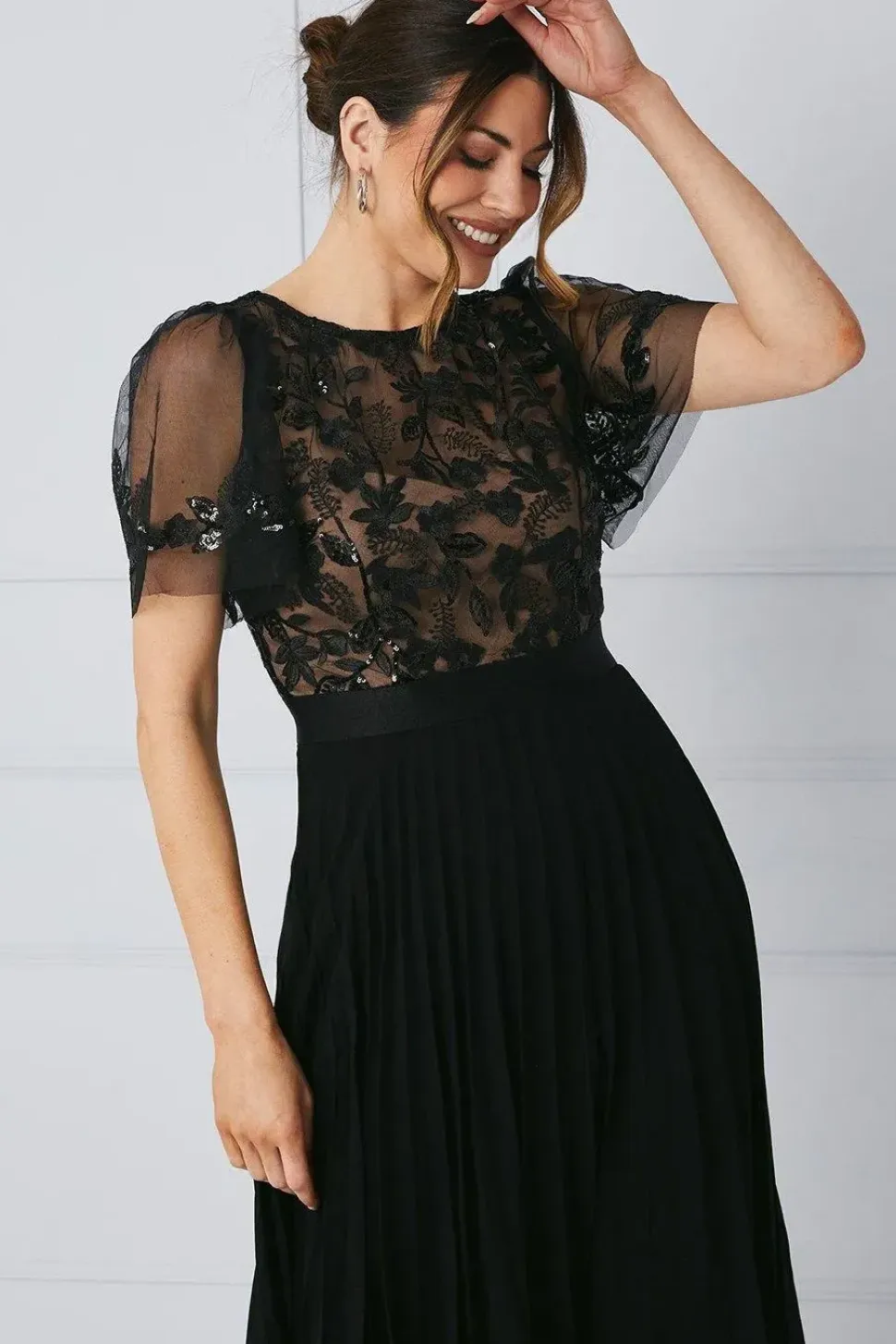 Embellished Lace Bodice Pleated Midi Dress
