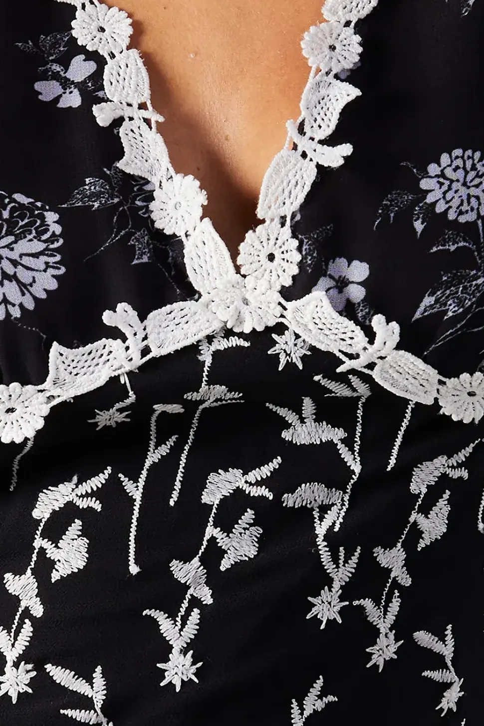 Embroidered Mixed Print Lace Trim Plunge Neck Midi Dress