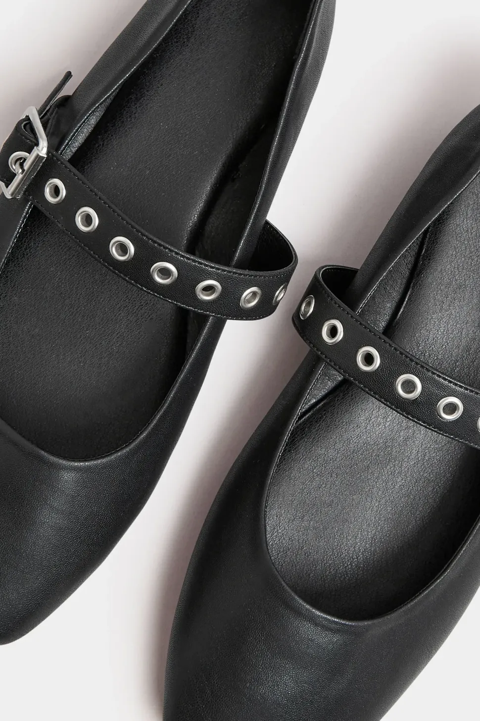 Extra Wide Fit Buckle Detail Shoes