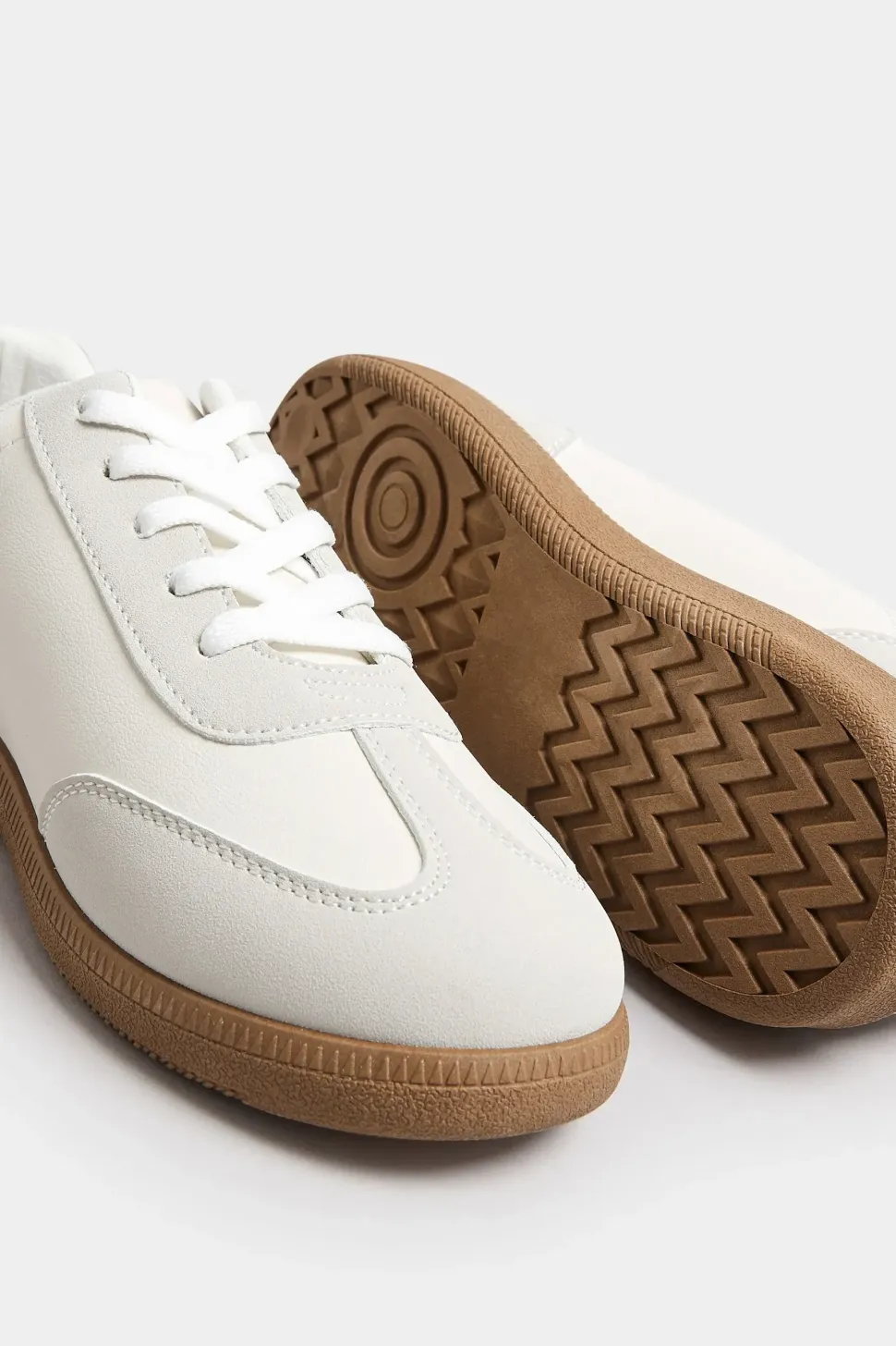 Extra Wide Fit Retro Gum Sole Trainers