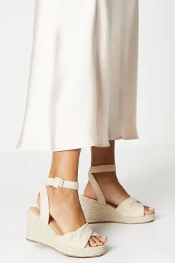 Extra Wide Fit River Twist Front Wedges