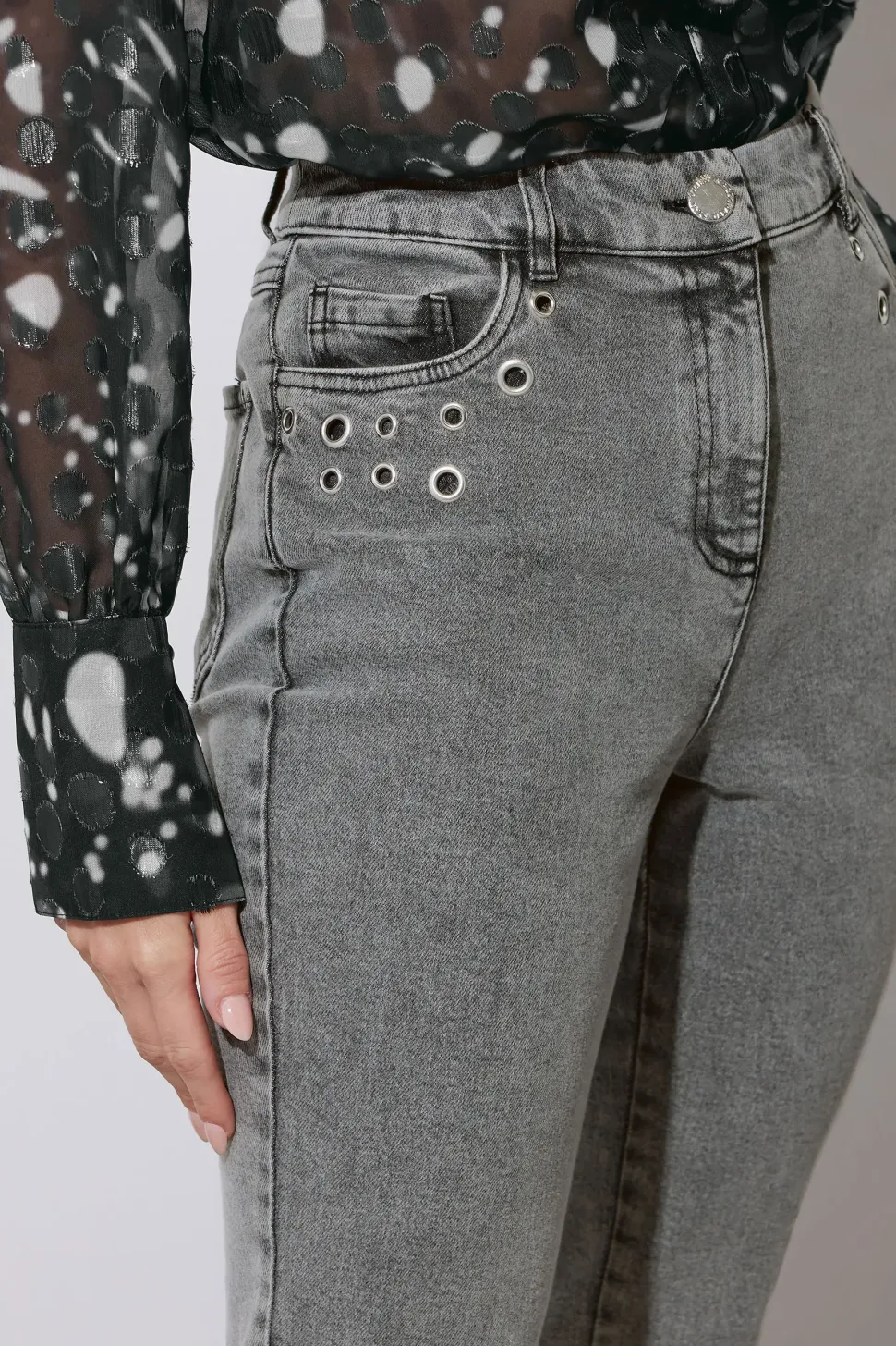 Eyelet Stud Boyfriend Jeans