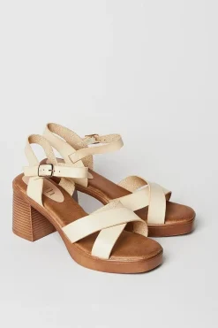 Faith: Christen Cross Strap Block Heel Platform Sandals