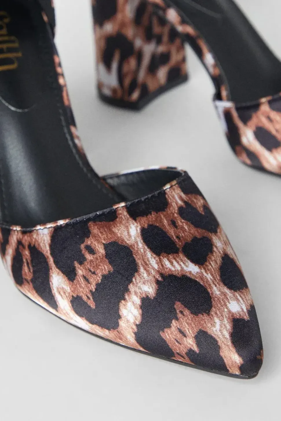 Faith: Crystabel Leopard Print Pointed High Block Heel Court Shoes