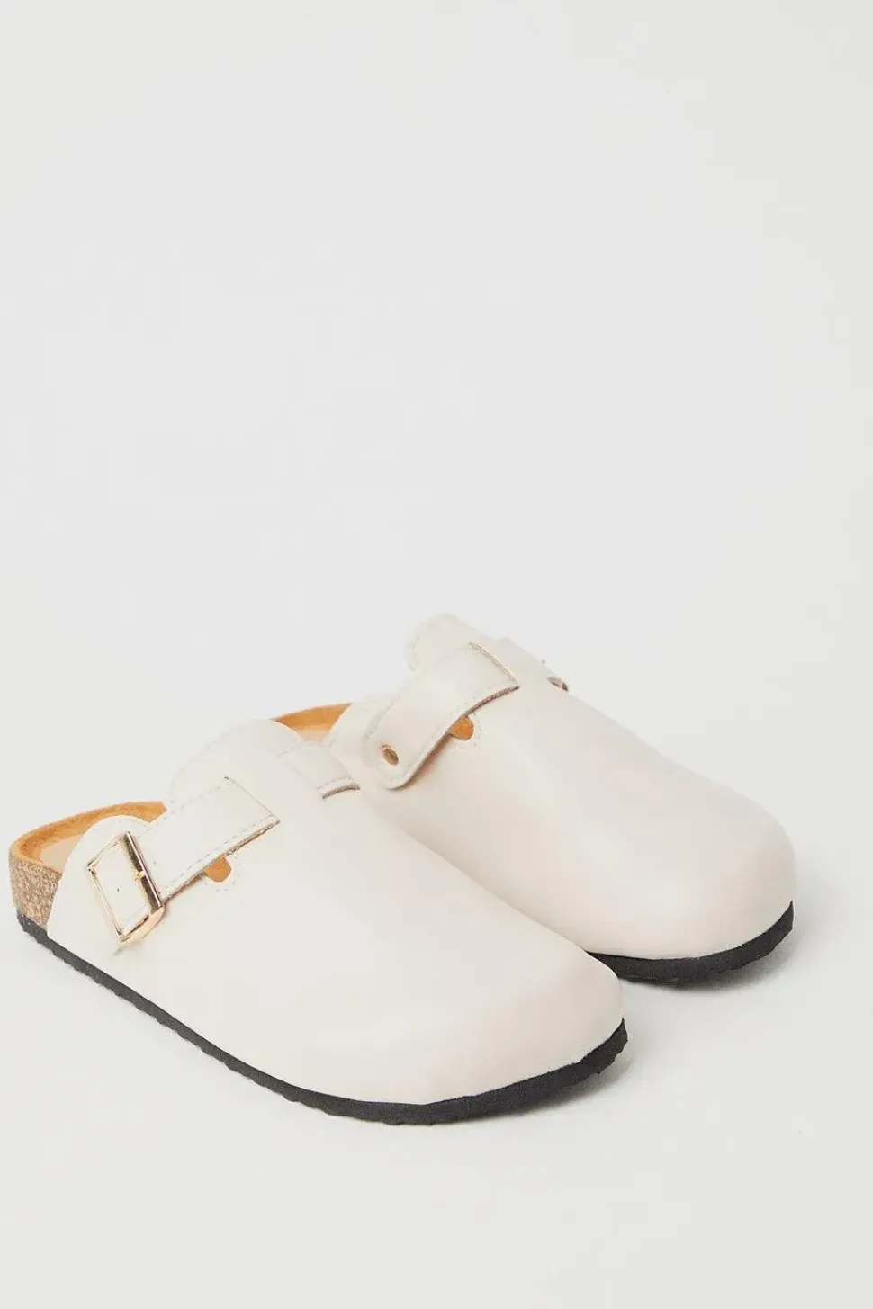 Faith: Habba Closed Toe Footbed Mules
