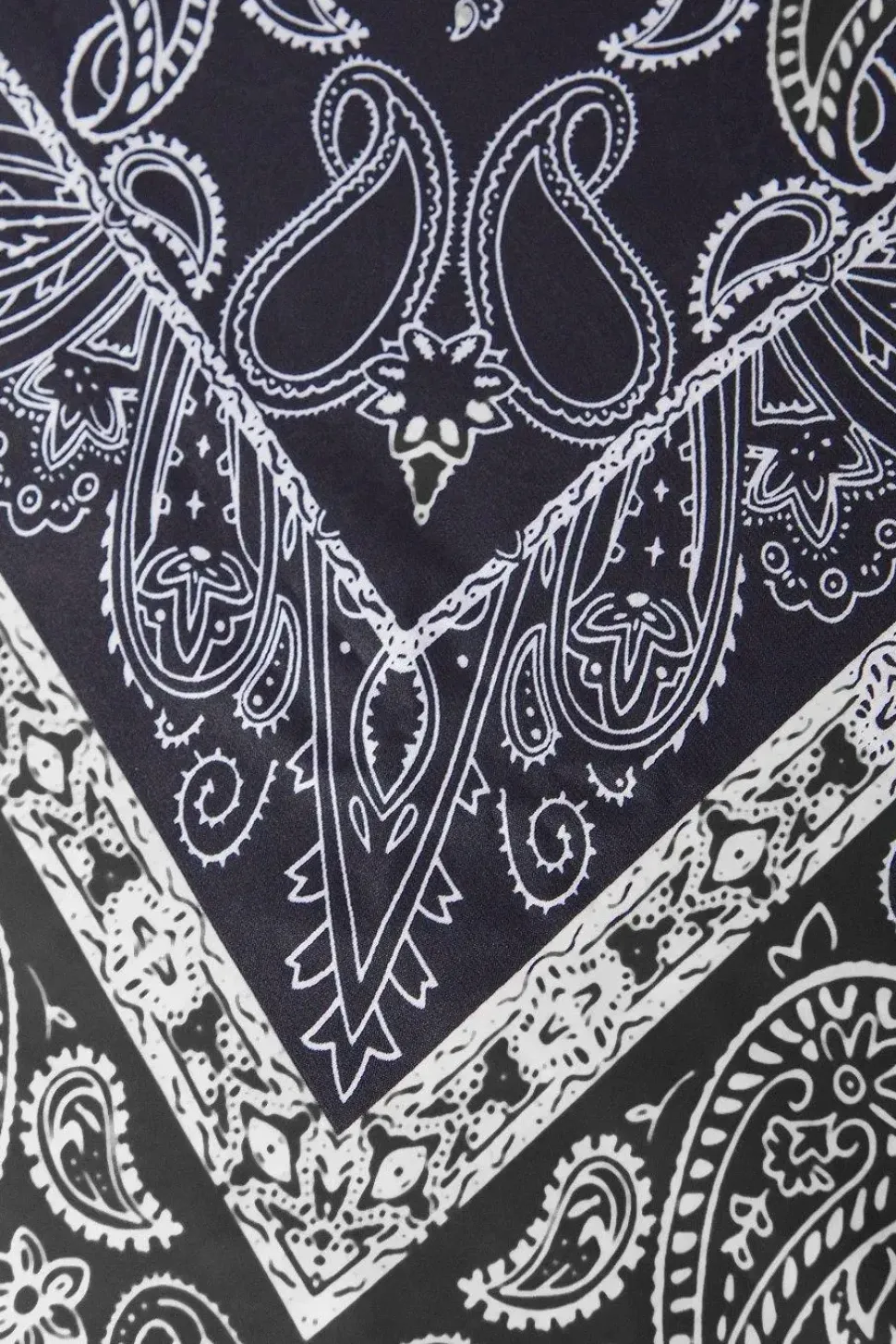 Faith: Paisley Print Neckerchief