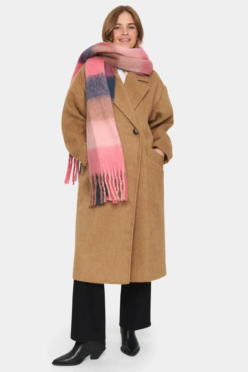 Falberta Checkered Fringe Scarf-Checked