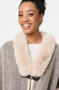 Faux Fur Trim 1/2 Sleeve Buckled Poncho