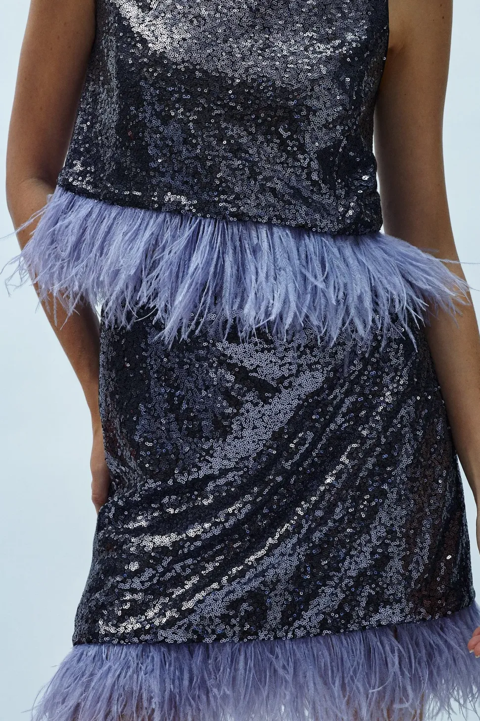 Feather Contrast Hem Mini Skirt