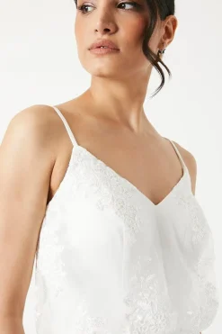 Floral Mesh Fitted Wedding Dress