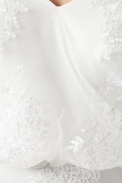 Floral Mesh Fitted Wedding Dress