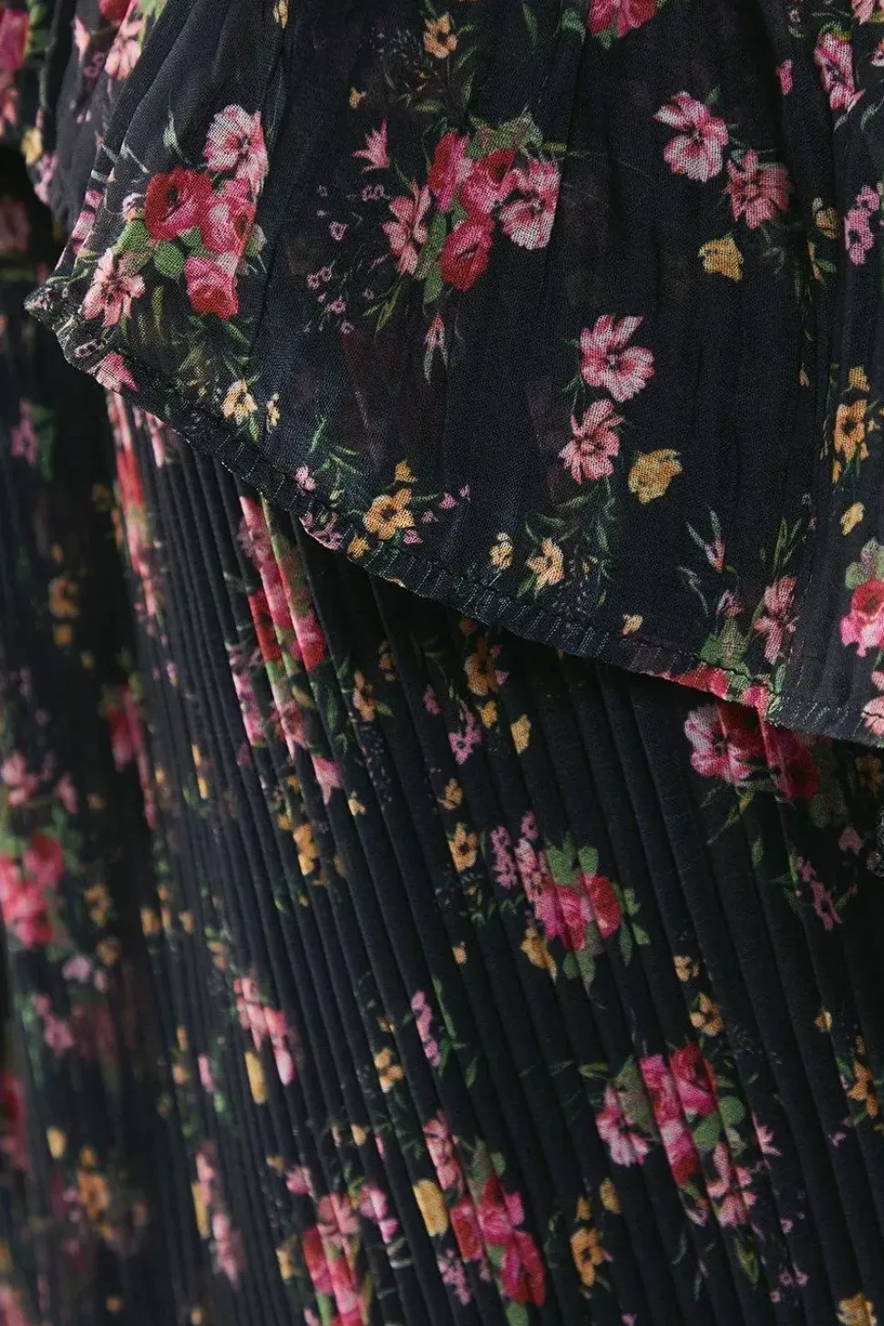 Floral Pleated Chiffon V Neck Mini Swing Dress