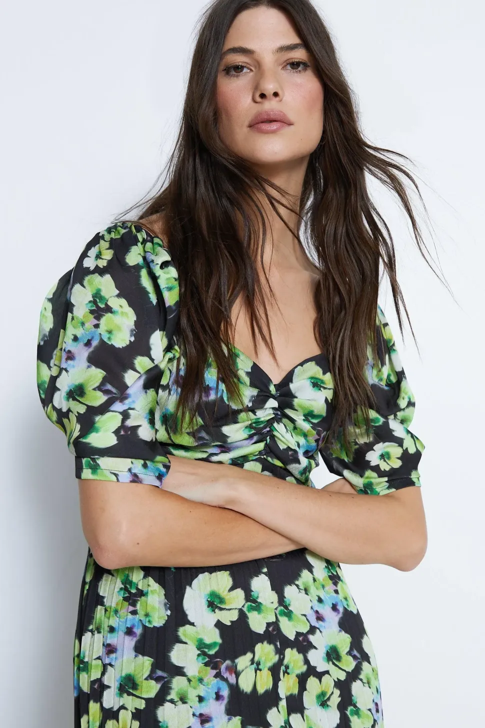 Floral Printed Ruched Sleeve Pleated Midi Dress