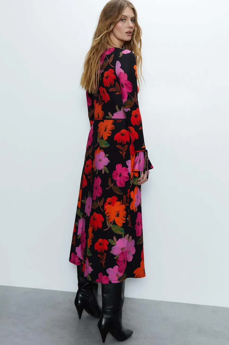 Floral Print Fluted Sleeve Wrap Dress
