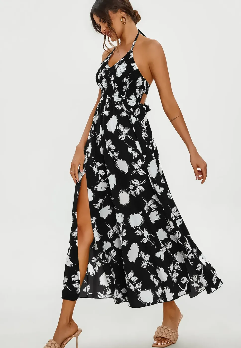 Floral Print Tie Halterneck Back Detail Maxi Dress