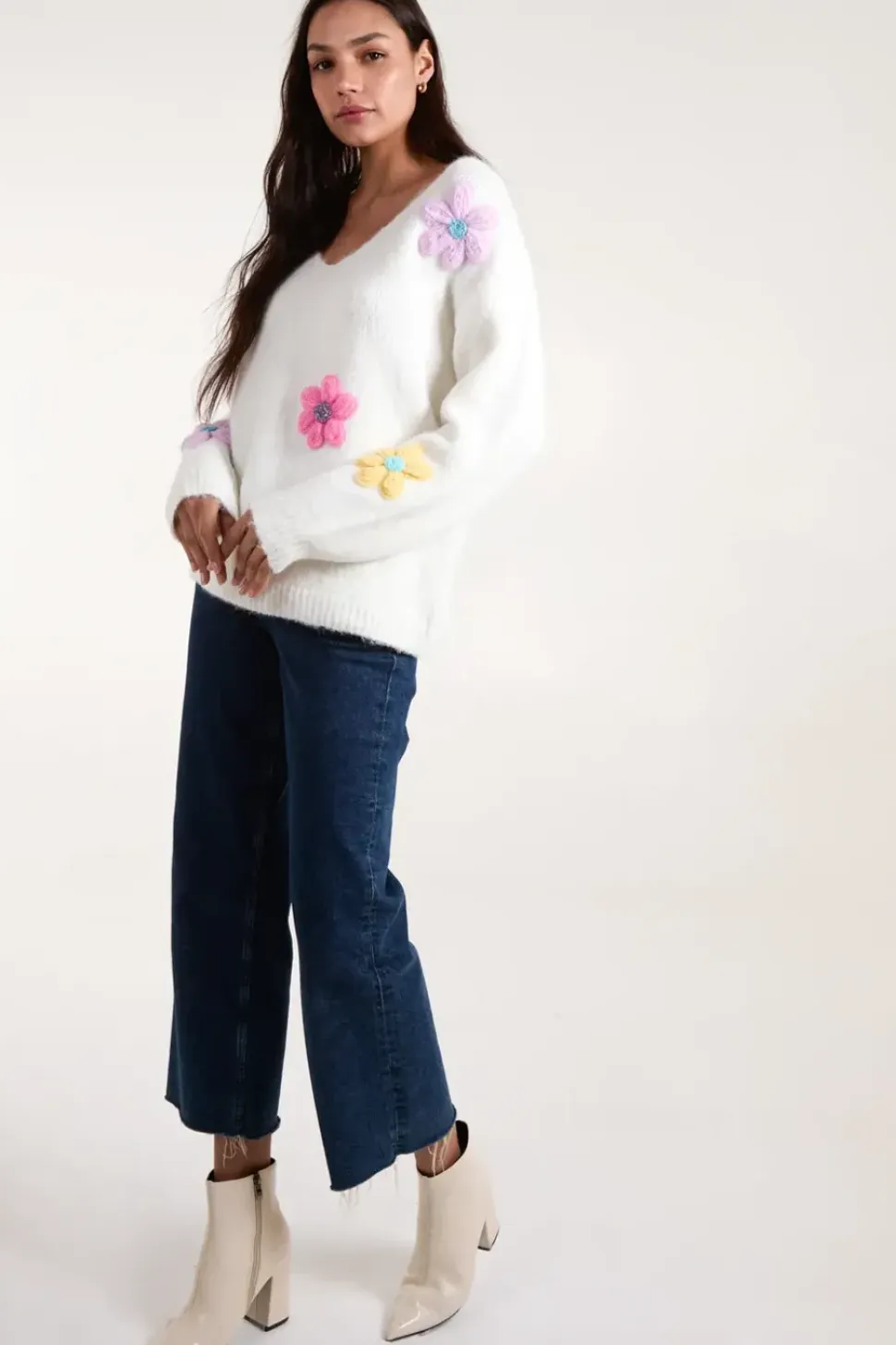 Flower Knit Embroidery V neck Jumper