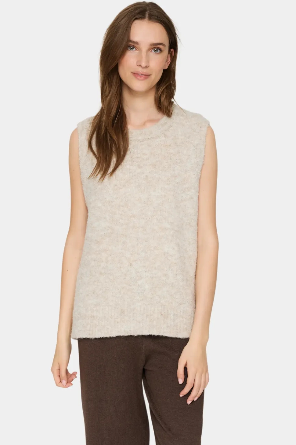 GelaSZ Knitted Round Neck Vest-