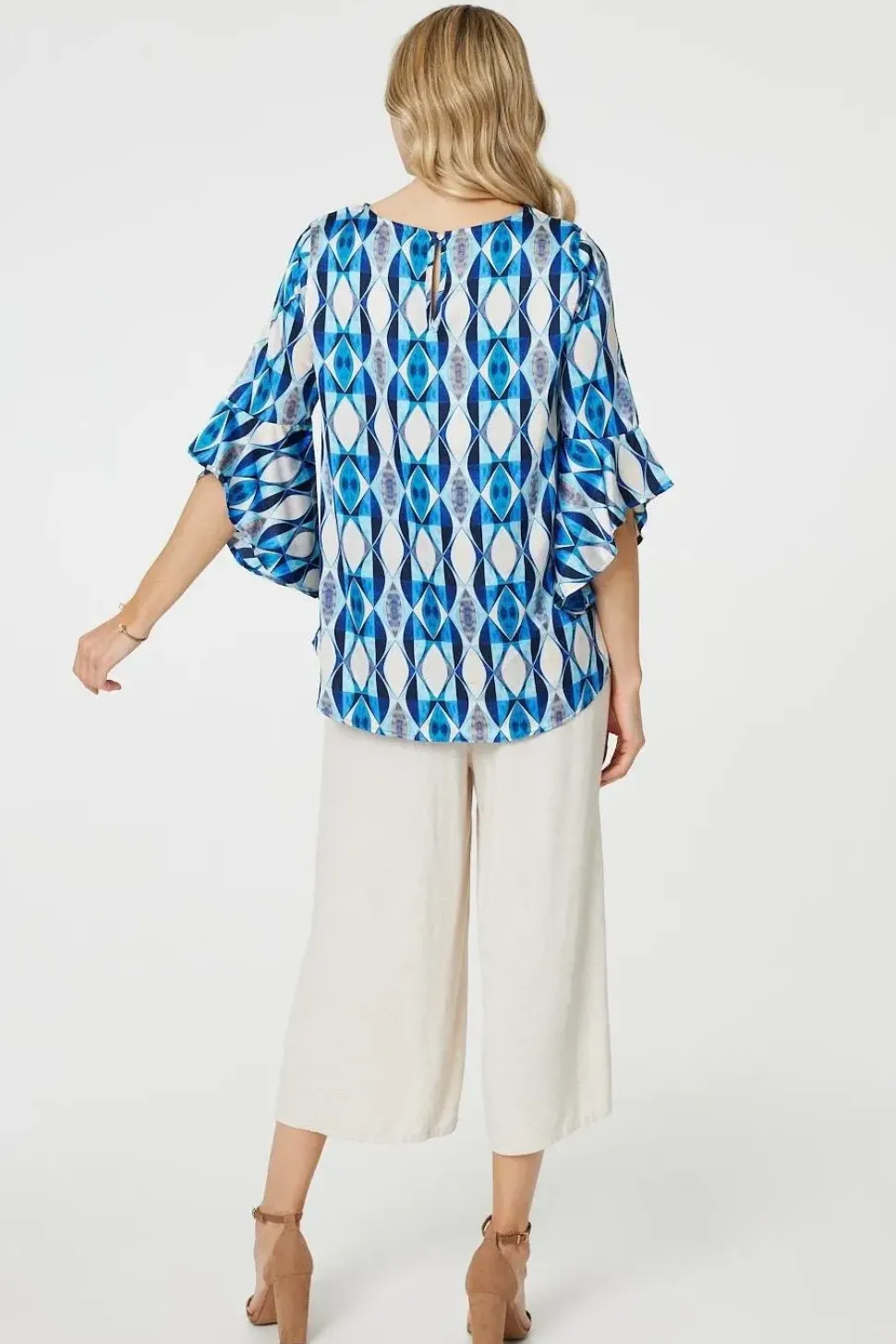 Geo Print 3/4 Flute Sleeve Curve Hem Blouse