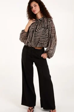 Geo Swirl Bubble Hem Top