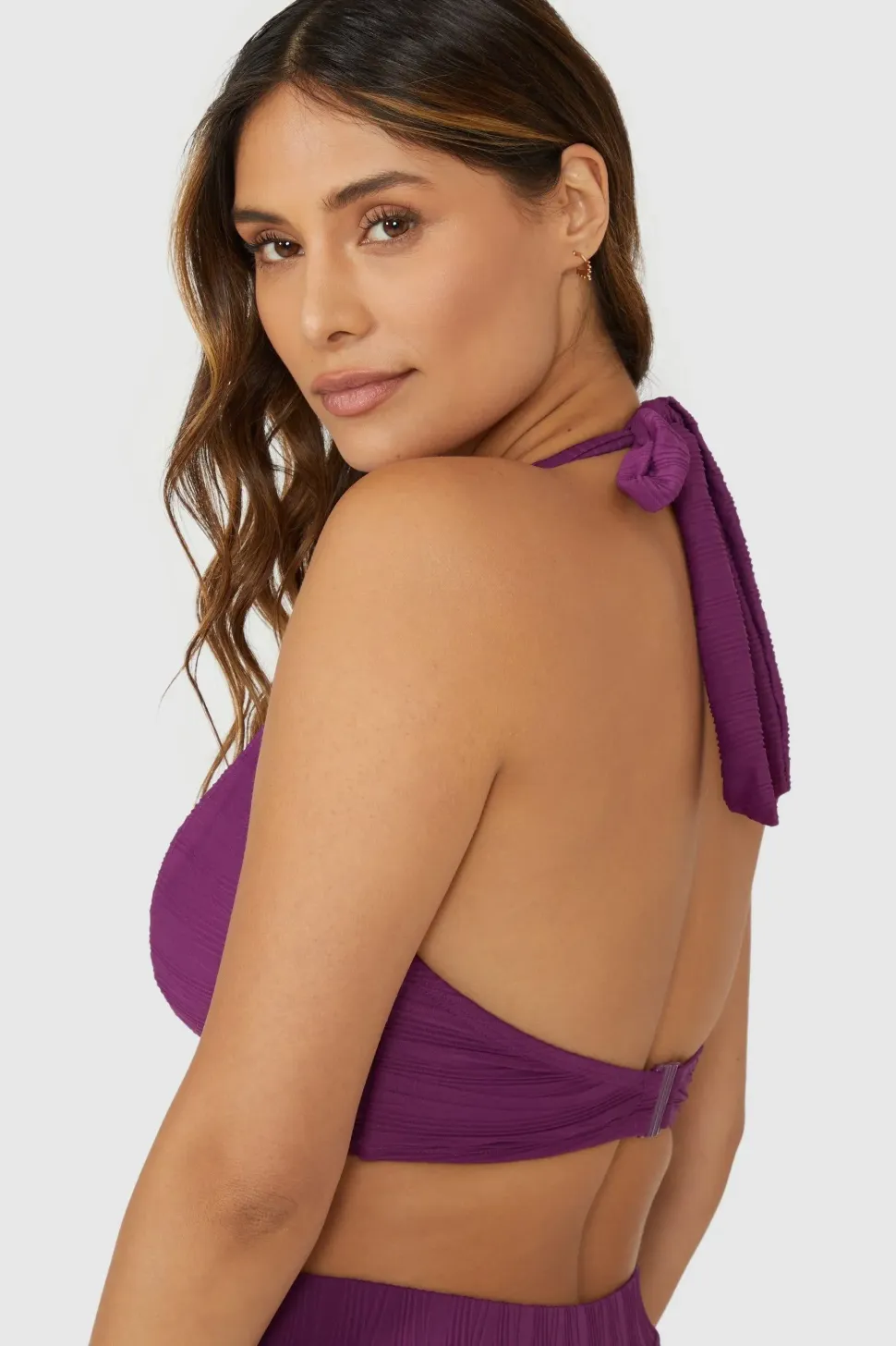 Gorgeous Textured Non Padded Plunge Underwire Bikini Top