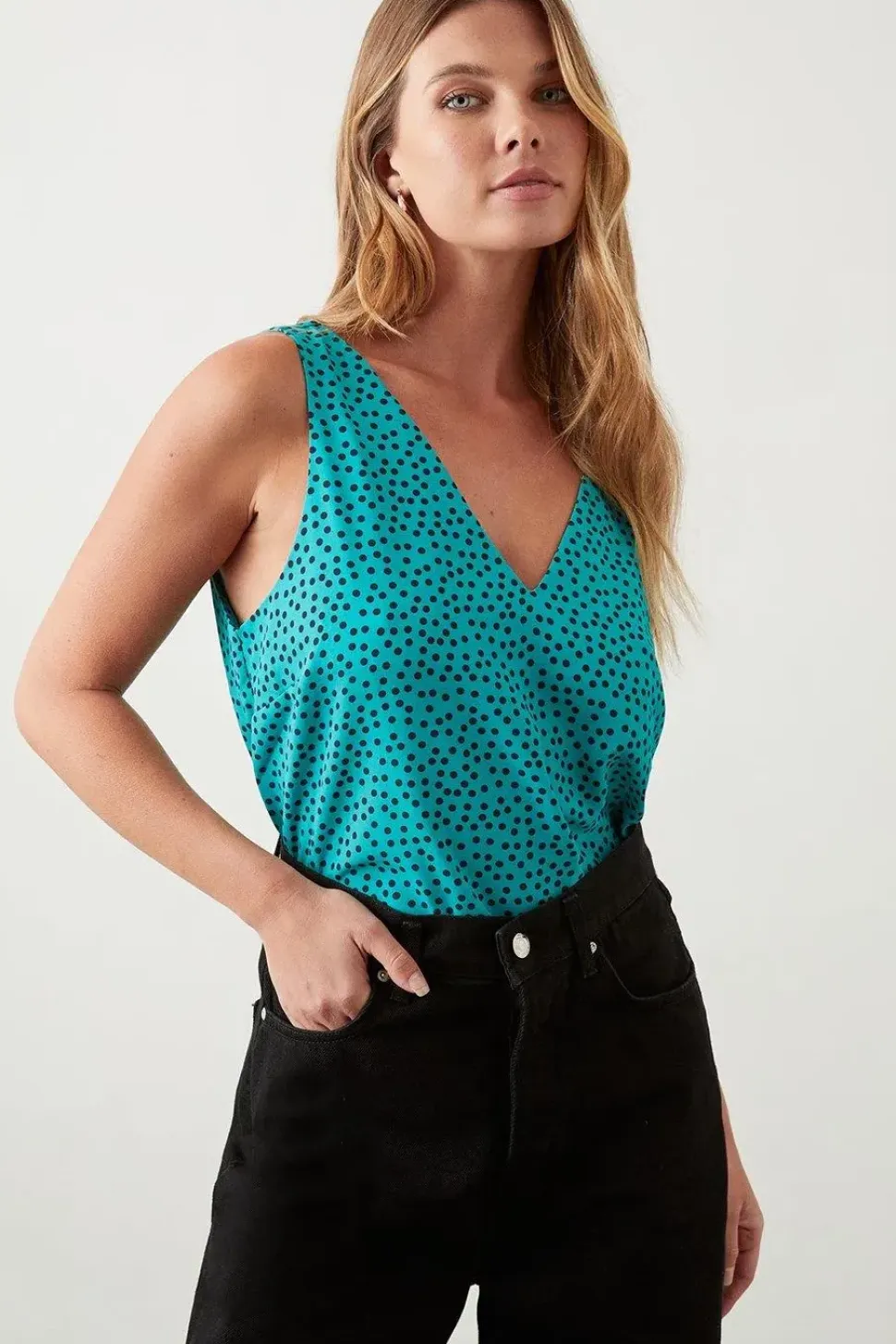 Green Spot Built Up V Neck Cami Top