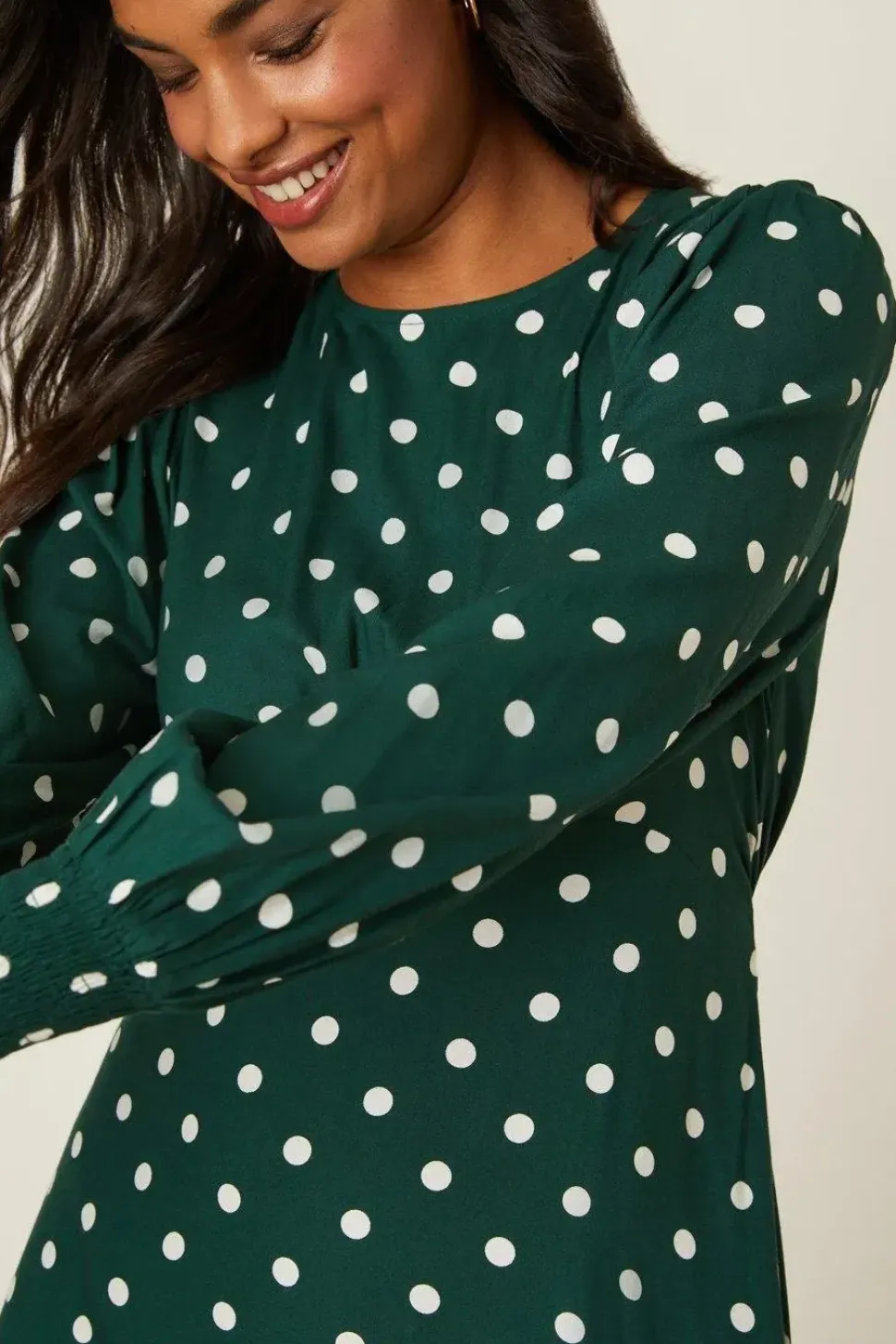 Green Spot Long Sleeve Shirred Cuff Midi Dress