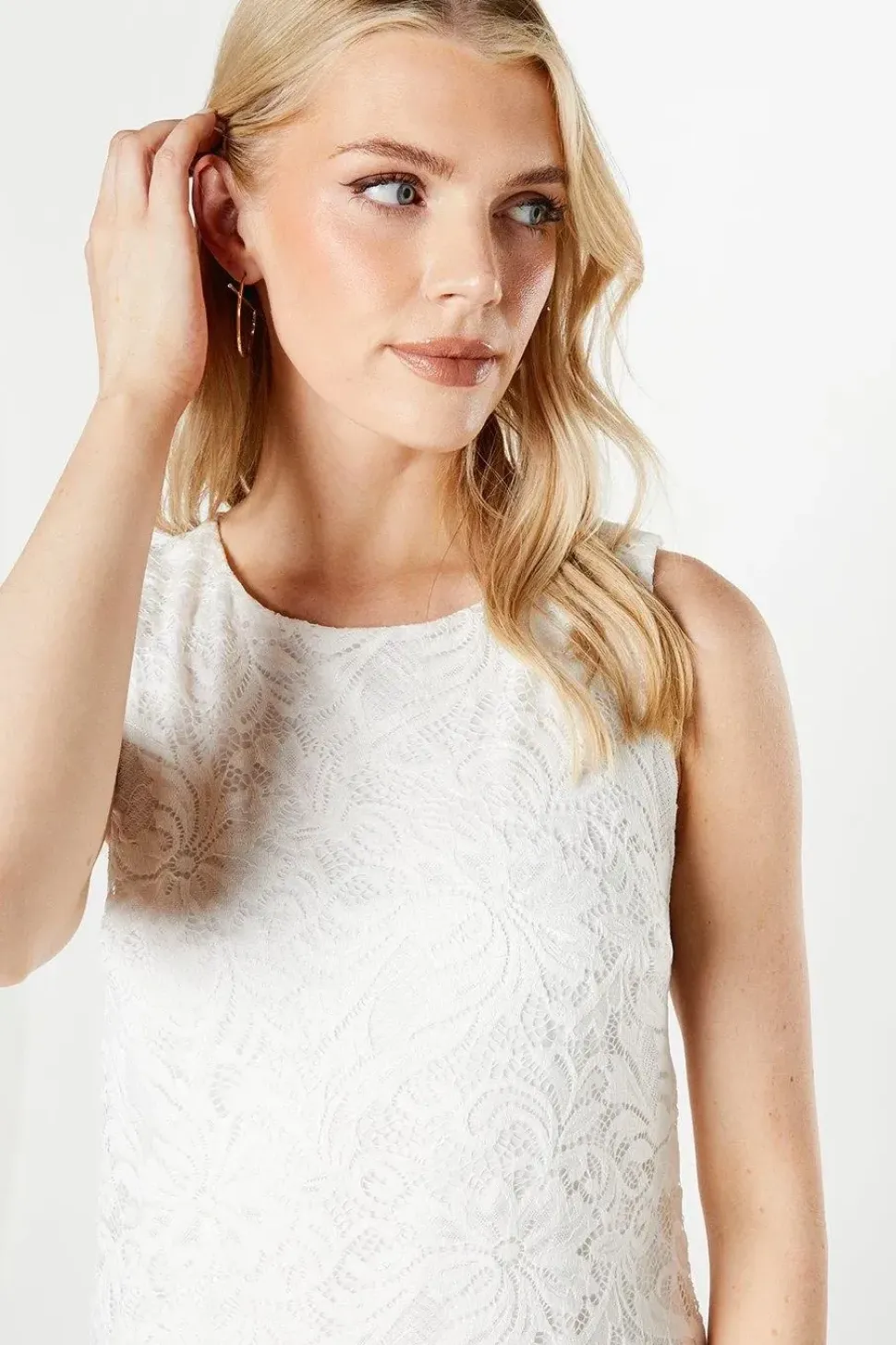 Ivory Sleeveless Lace Dress