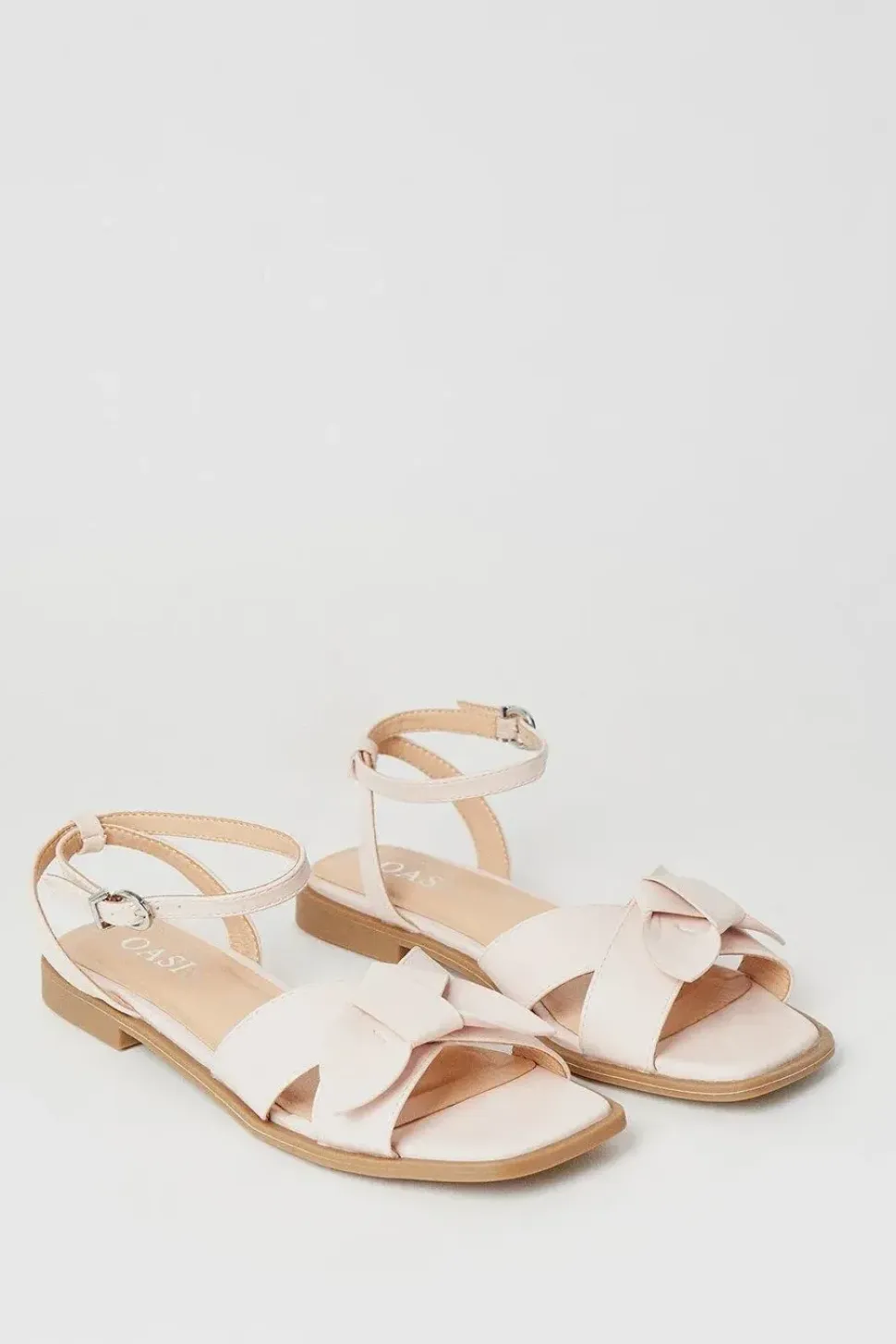 Izzie Bow Detail Flat Sandals