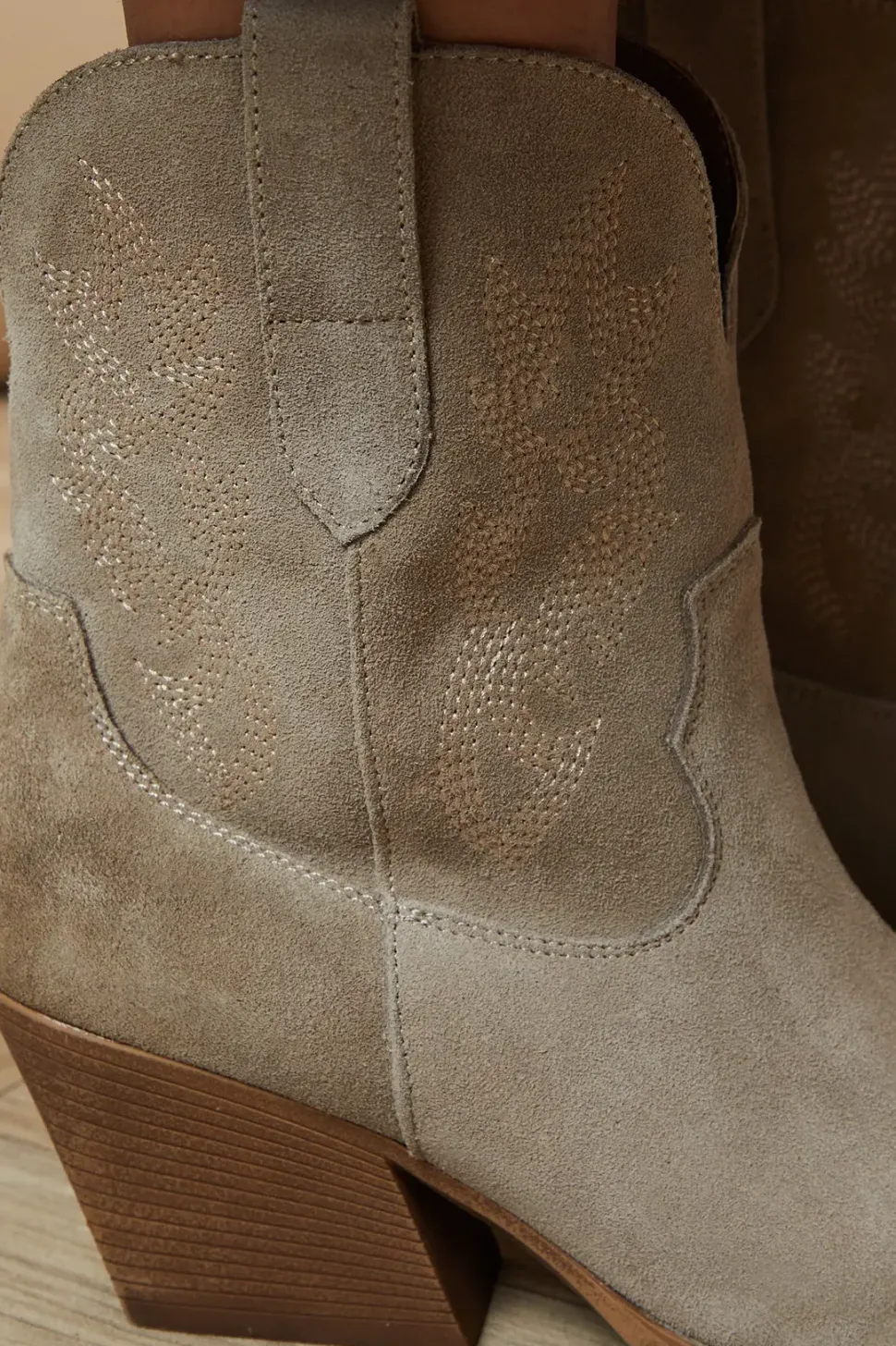 Jedda Leather Stitch Detail Western Ankle Boots