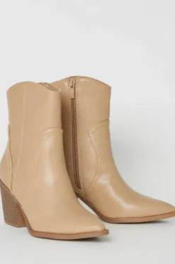 Jessica Embroidered Detail Western Cowboy Boots