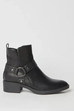 Jonnie Ring Detail Casual Ankle Boots
