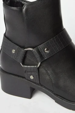 Jonnie Ring Detail Casual Ankle Boots
