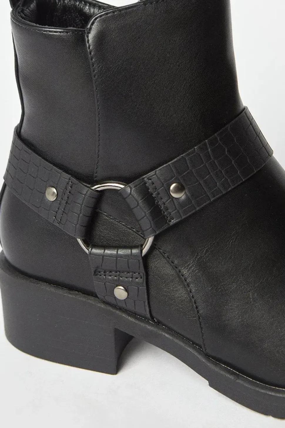 Jonnie Ring Detail Casual Ankle Boots