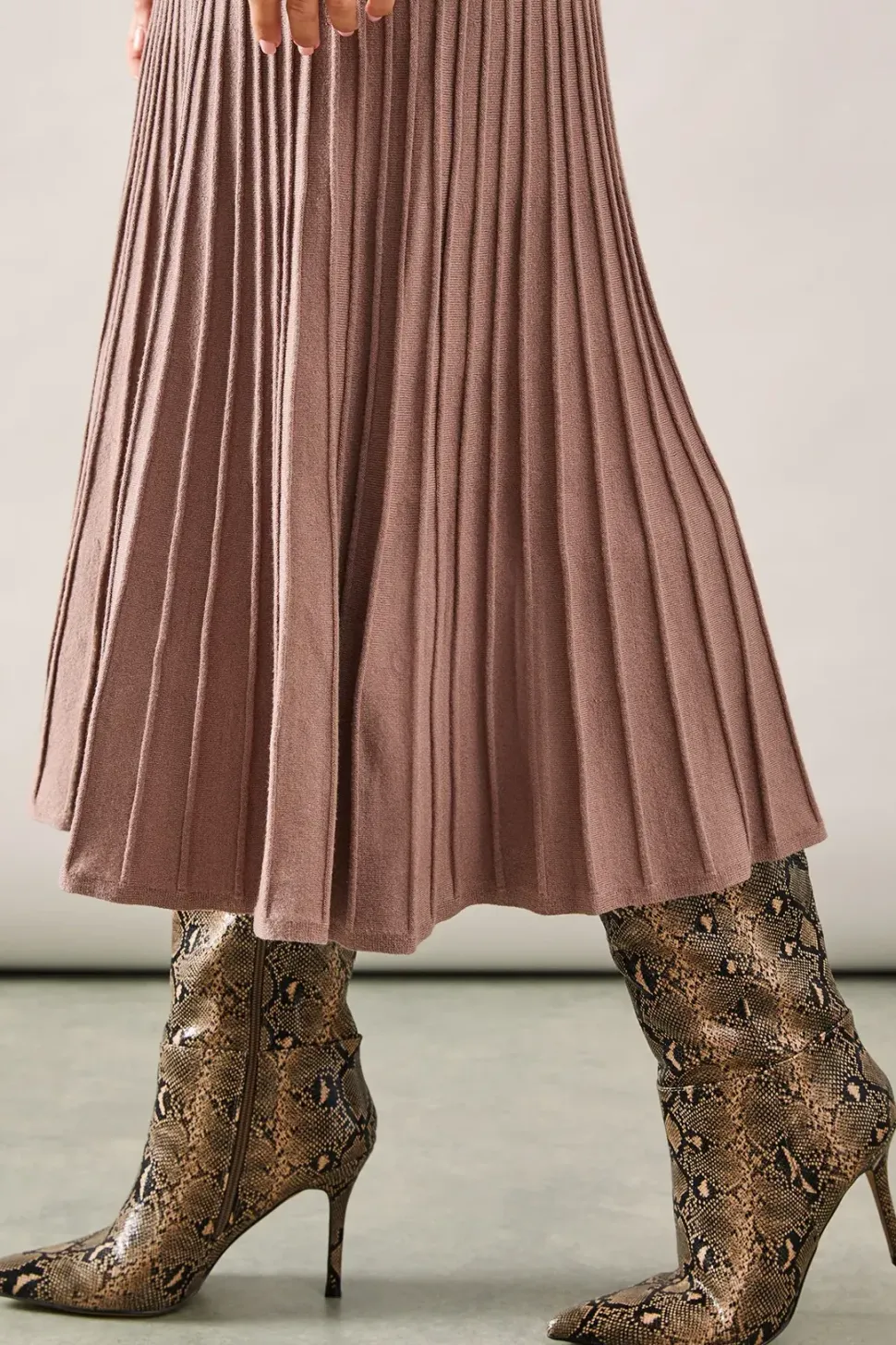 Kenny Stiletto Straight Leg Knee Boots