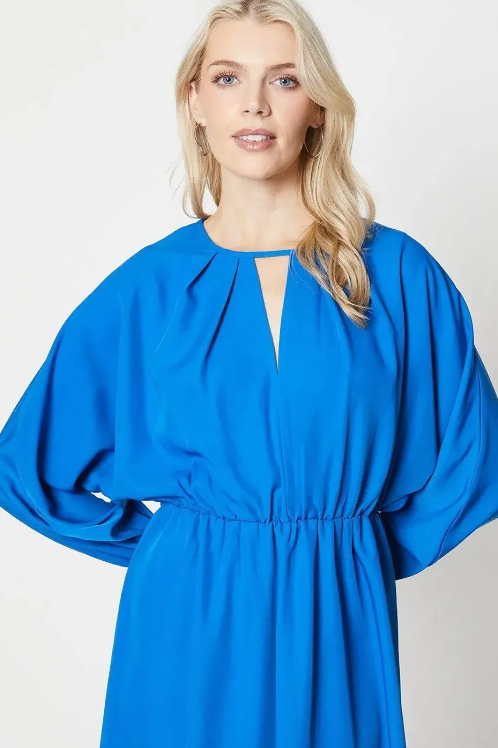 Keyhole Blouson Sleeve Midi Dress