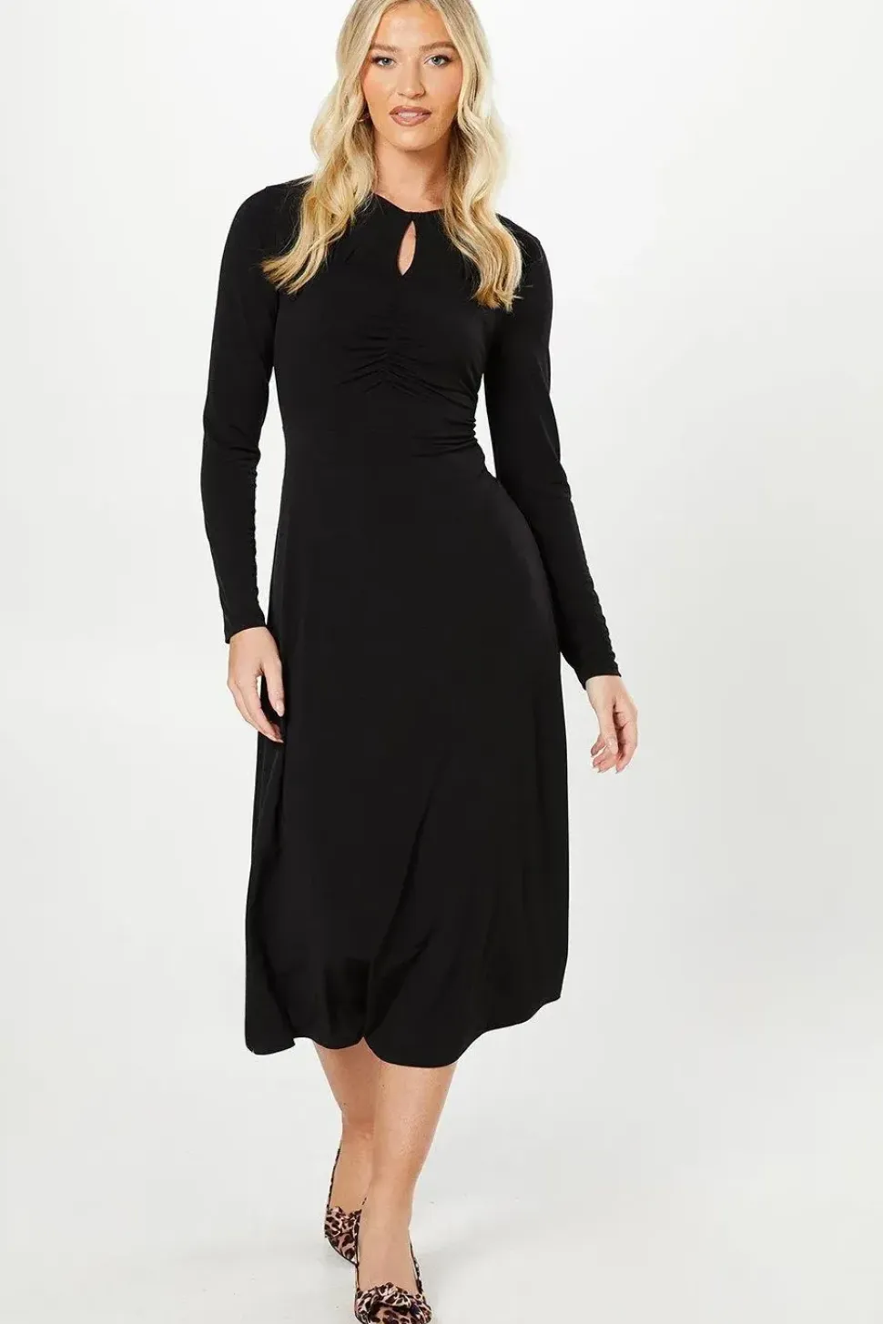 Keyhole Ruched Yoke Long Sleeve Midi Dress