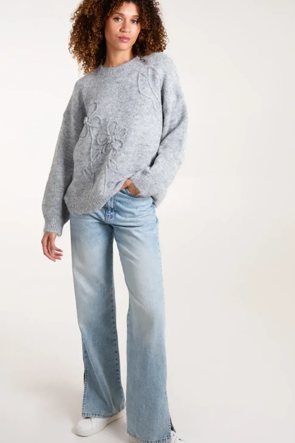Knit Flower Embroidery Jumper