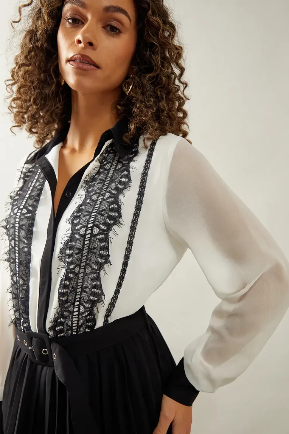 Lace Detail Collared Shirt Dress
