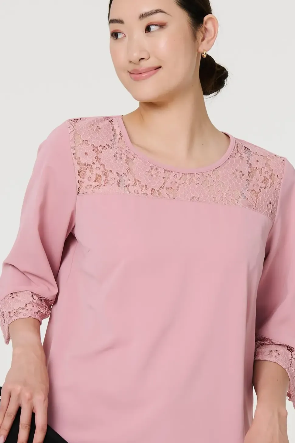 Lace Detail 3/4 Sleeve Blouse