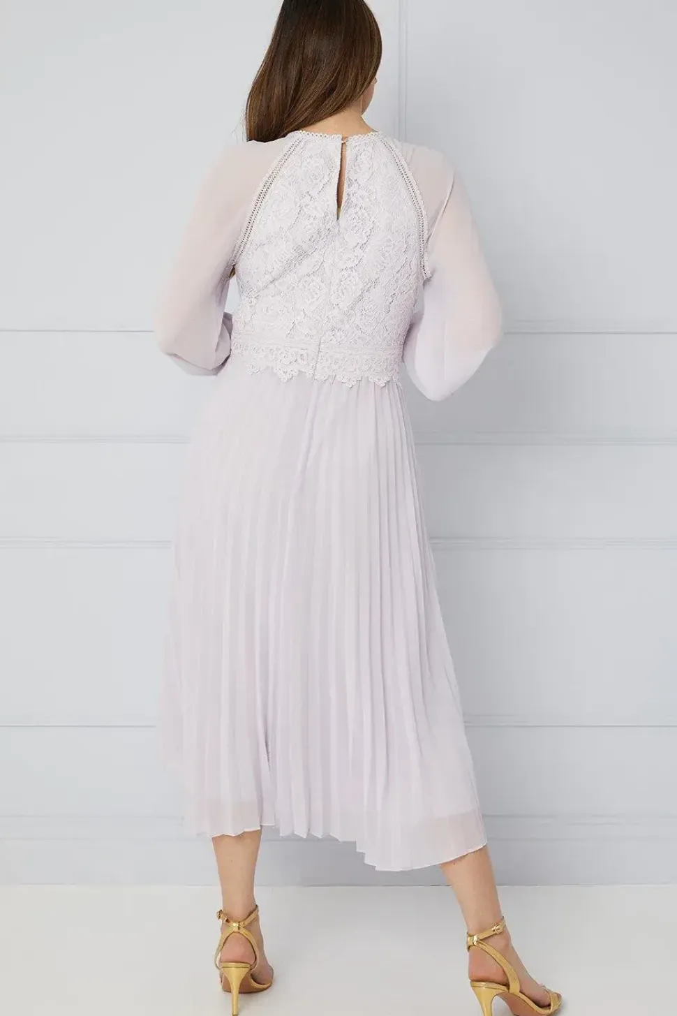 Lace Insert Pleated Midi Dress