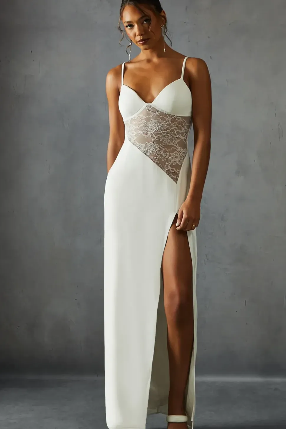 Lace Insert Strappy Cupped Maxi Dress