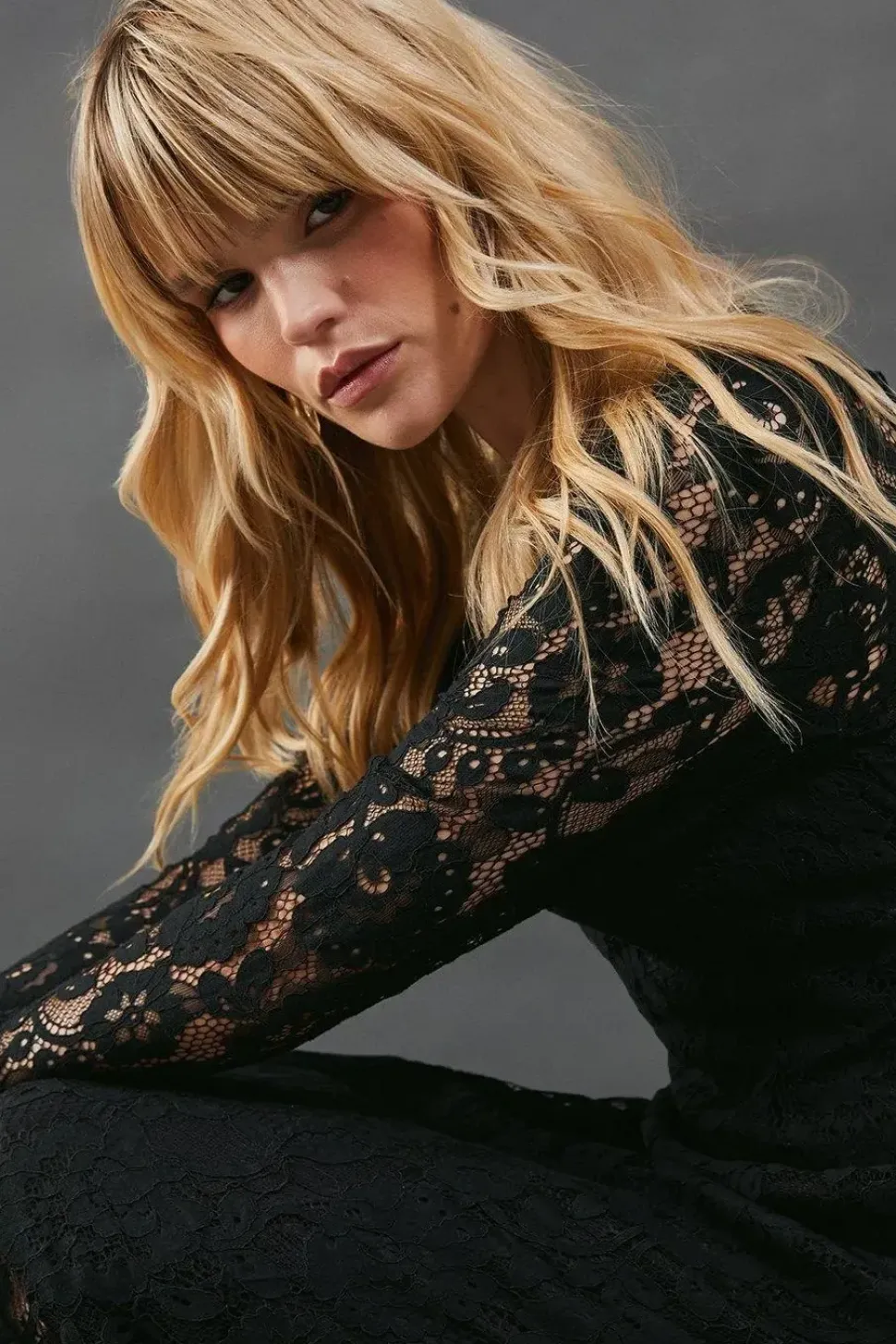Lace Tiered Ruffle Midaxi Dress