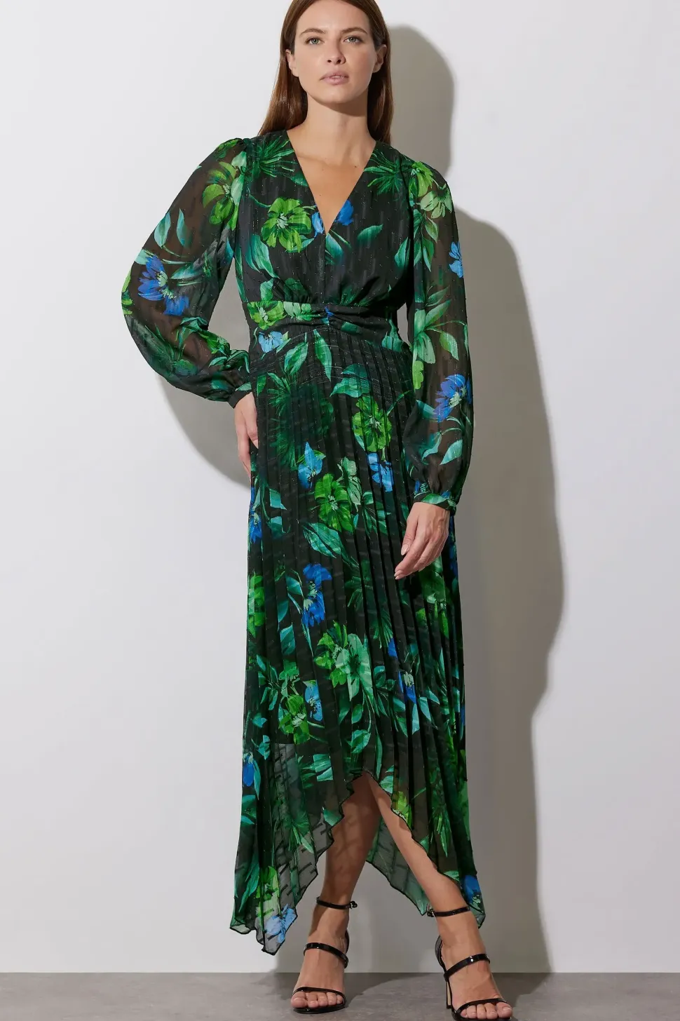 Leaf Print Pleated Dress