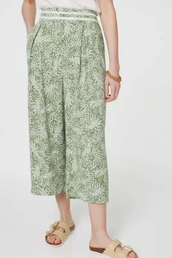 Leaf Print Pleat-Front Wide Leg Culottes