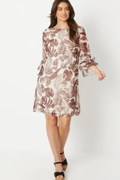 Leaf Print Sleeveless Shift Dress