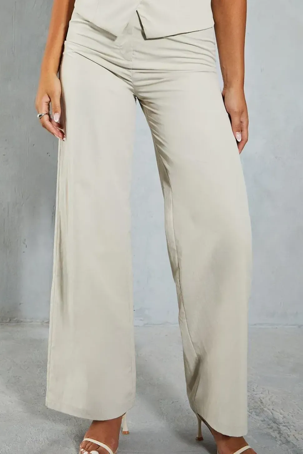 Lightweight Woven Tailored Straight Leg Trouser