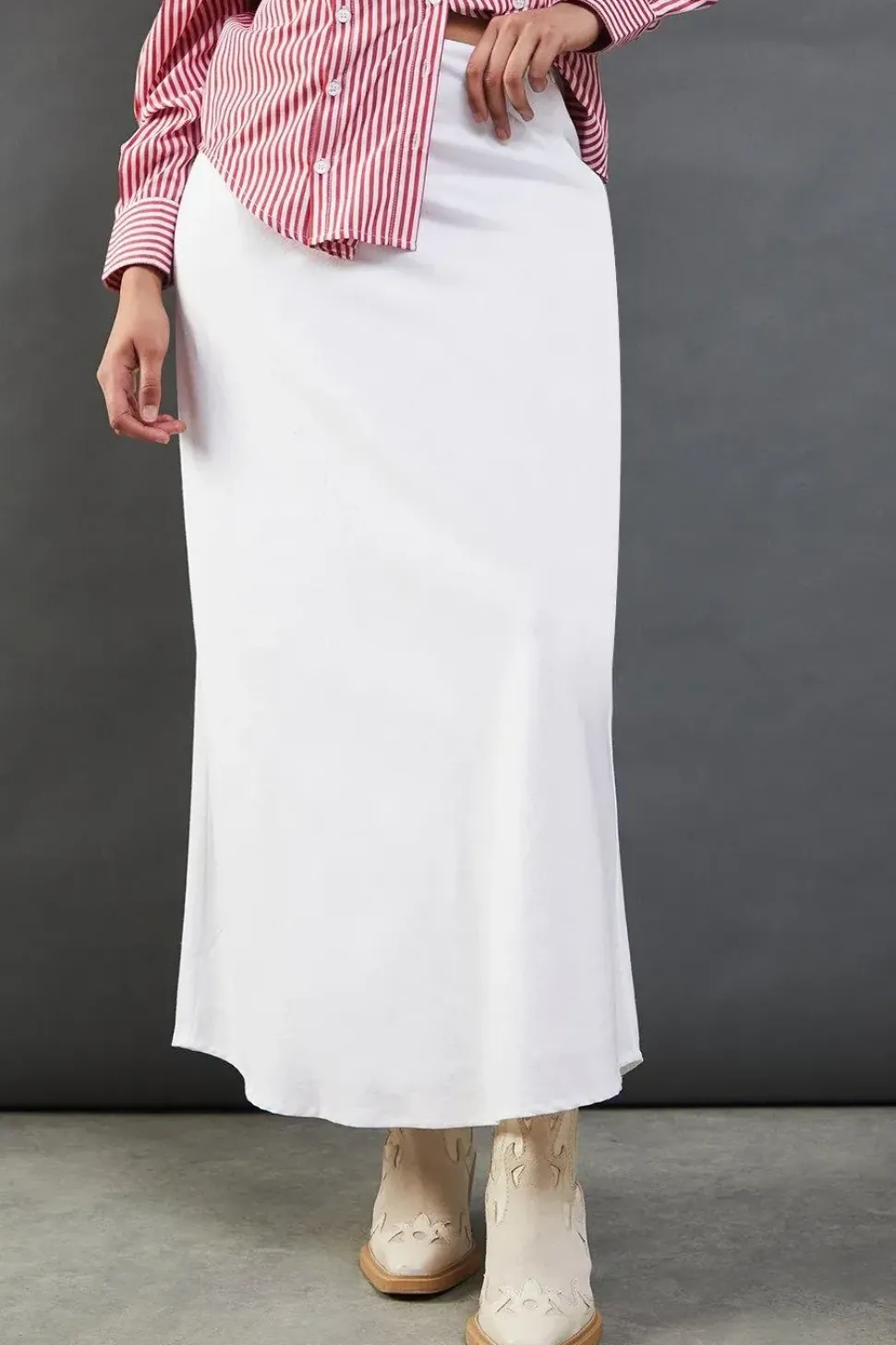 Linen Bias Midaxi Skirt
