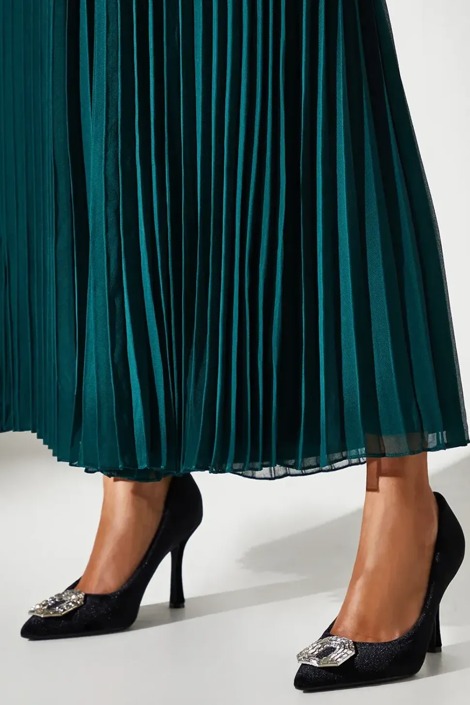 Livvy Velvet Brooch Detail High Heel Court Shoe