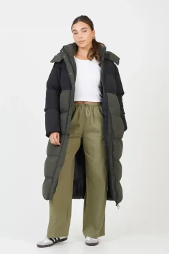 Maxi Contrast Hooded Puffer Jacket
