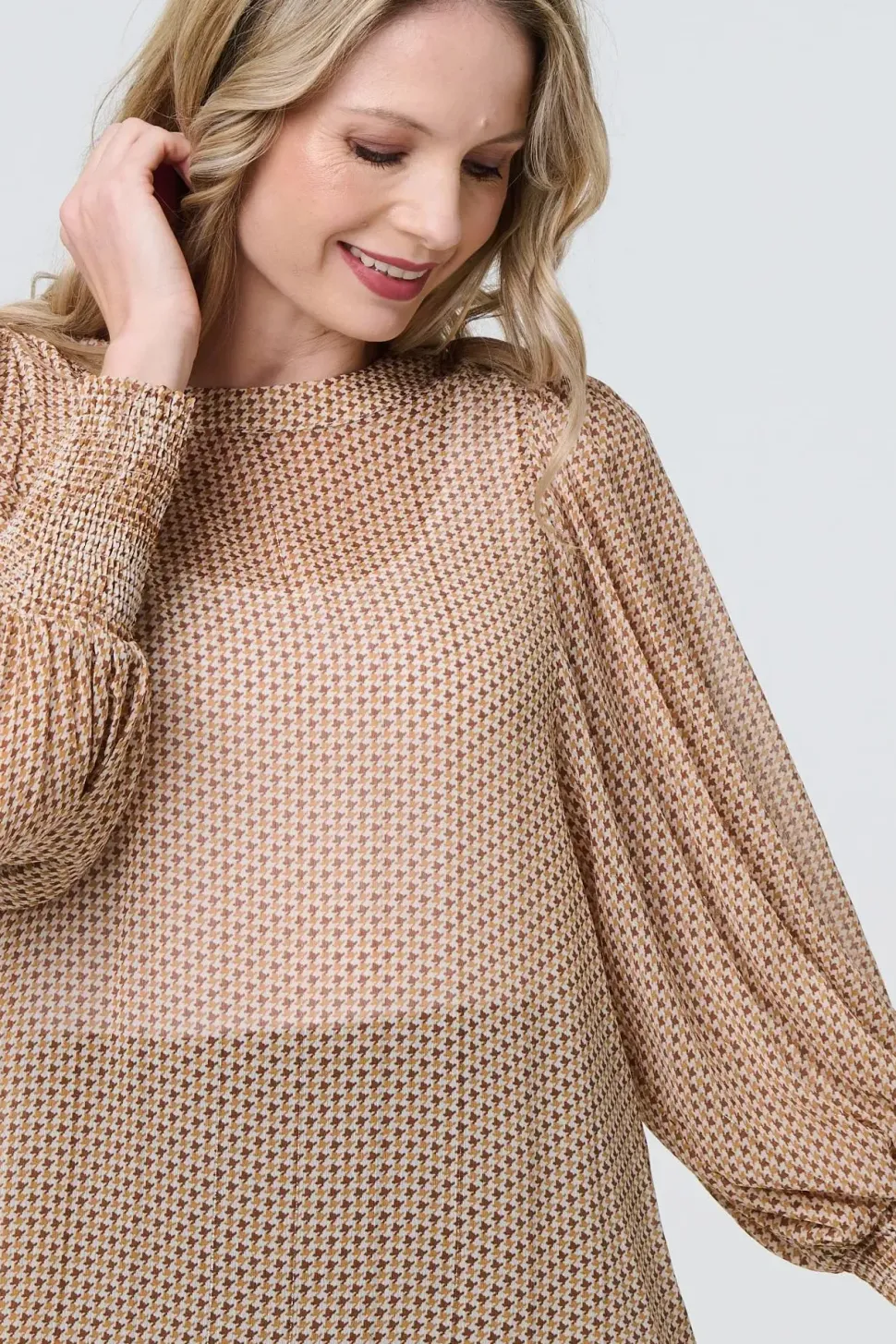 Mesh Fishnet Long Puff Sleeve Top